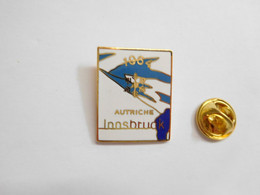 Superbe Pin's En EGF , JO Jeux Olympiques D'Hiver 1964 , Innsbruck , Autriche , Signé Logo Motiv - Olympic Games