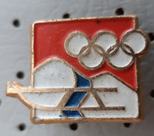 Olympic Games Team SLEDDING  Badge Pin - Jeux Olympiques