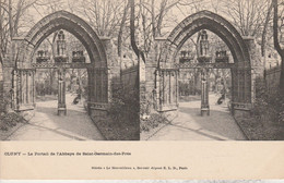 Vue Stéréoscopique - Cluny - Le Portail De L' Abbaye De Saint Germain Des Prés - Cartes Stéréoscopiques