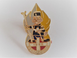 PINS JEUX OLYMPIQUES ALBERTVILLE 1992 GENDARMERIE MARMOTTE /  Flamme Grise  Et Jaune - Jeux Olympiques