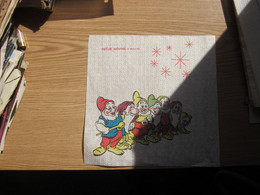 Cartoon Snow White And The Seven Dwarfs Decije Novine   Napkins - Werbeservietten