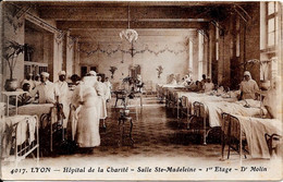 LYON - Hôpital De La Charité - Salle Ste Madeleine - 1er étage - Dr Molin - Santé