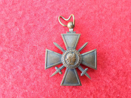 Médaille Militaire MILITARIA Croix De Guerre 1914 1917 (bazarcollect28) - France