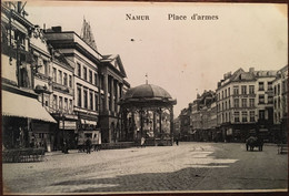 Cpa, Namur, Place D'Armes, Animée, Kiosque, Enseignes Commerciales, Cariole, édition Laroche, BELGIQUE - Namur