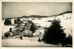 Lajoux * Vue Générale Du Village , En Hiver * Sous La Neige - Other & Unclassified