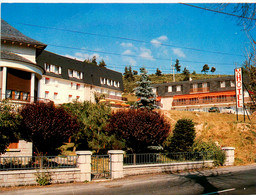 Aumont Aubrac * Hôtel Restaurant CHEZ CAMILLOU - Aumont Aubrac