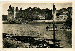 Pornic * Le Château Et L'entrée Du Port - Pornic