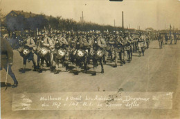 Mulhouse * Carte Photo * Adieux Aux Drapeaux Du 147 Et 148ème Régiment D'infanterie * Militaria * Défilé - Mulhouse