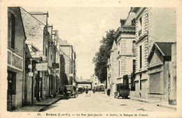 Redon * La Rue Jean Jaurès * A Droite , La Banque De France * Bank Banco - Redon