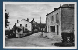 BAZOCHES - Poste Et Relais De Vauban  - Format Cpa - Bazoches