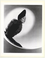 Horst P. Horst: Helen Bennett, 1937 (1992 Sheet: Form Horst 27.5 X 35.5 CM) - Ohne Zuordnung