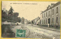 1910 VARADES - La GENDARMERIE Dans La GRANDE RUE Animée - Varades