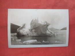 RPPC.   Ice Berg.   Alaska   Ref 5733 - Juneau