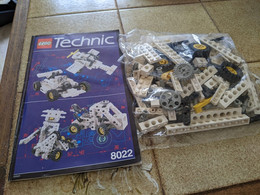 LEGO  TECHNIC  8022 ---MULTI MODEL De 1993 ---VOIR SCAN---n°41 - Lego Technic