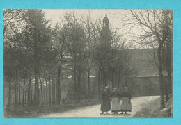 * Pont L'Abbe (Dép 29 - Finistère - France) * Femmes, Women, Animée, église, Chapelle, Old, Rare, Unique - Pont L'Abbe