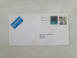 New Zealand - Enveloppe Moderne En Circulation Avec Beaucoup De Timbres - Air Mail - Cartas & Documentos
