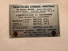 Plaque Métal 12/8 Tracteurs Unirag_vinitrac   Graissage Motul  Ets Blanc AGDE - Tractors