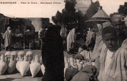 CPA - KAIROUAN - Place De Tunis Marchands Potiers - Edition Laouani - Tunisie