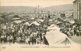 CAUDEBEC LES ELBEUF Le Marché - Caudebec-lès-Elbeuf