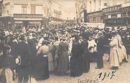 27-LOUVIERS- 1917 CARTE-PHOTO- DEFILE- FÊTE RELIGIEUSE - PROCESSION - Louviers