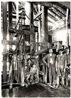 Delcampe - Métier : Mine : Descente Des Mineurs Dans Le Puits : Il était Une Fois L'Auvergne Et Les Cévennes : Grand Format : C.P.M - Miniere
