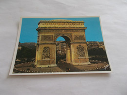 PARIS 75   LA PLACE CHARLES DE GAULLE  L ETOILE ET L ARC DE TRIOMPHE ANIMEES - Arc De Triomphe