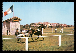 47 Lot Et Garonne Monflanquin Hippodrome Cheval - Monflanquin