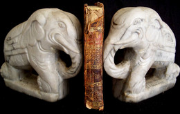 EPOQUE ART DECO . PAIRE DE SERRE LIVRES . ELEPHANTS MARBRE GRIS . ANTIQUE  Pair Of Marble Elephant Bookends Ca 1910 - Jugendstil / Art Déco