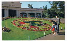 Great Britain. Cartolina A Colori.  Southsea, Floral Clock - Clarence Esplanade - Southsea