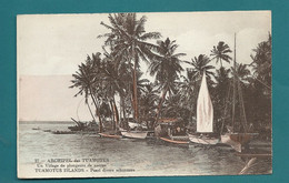 TAHITI - Archipel Des Tuamotus. Un Village De Plongeurs De Nacres // PEARLS DIVERS SCHONNERS - Tahiti