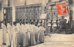 Solesmes            72        Petits Chanteurs à La Croix De Bois     (voir Scan) - Solesmes