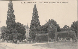 Cpa Marly Le Roi Grille De Propriété De Monsieur Sardou - Nomeny