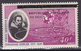 BENIN 1985 MICHEL 407 40F - JOHANNES KEPLER ESPACE SPACE PLANETS PLANET MOON LUNE - OVERPRINT SURCHARGE OVERPRINTED MNH - Bénin – Dahomey (1960-...)