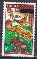 BENIN 1993 MICHEL 539 5F Val. 85€ - CONTE ELEPHANT ELEPHANTS CHICKEN CHIEN DOG DOGS OVERPRINT SURCHARGE OVERPRINTED MNH - Bénin – Dahomey (1960-...)