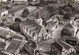 EN AVION AU DESSUS DE CHAMPIGNY SUR VEUDE L'EGLISE CPSM GM TBE - Champigny-sur-Veude