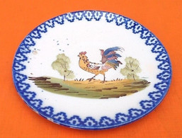 Années 1940 Faïence De Charolles  Assiette / Sous-Tasse  Modèle Au Coq  Diamètre : 180mm - Charolles (FRA)