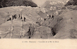 CHAMONIX  TRAVERSEE DE LA MER DE GLACE REF 3474 - Climbing