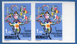 Monaco:1976  TIMBRE N°1078 A CIRCUS  BLOC 2 TIMBRES NON DENTELE /neuf Sans Charnière /MNH/**  SUP - Variétés