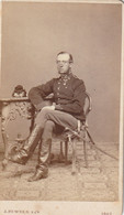 XL165 -  AUSTRIA  -  1867  - CABINET PHOTO,  CDV -  ROYALTY, ADEL  -  OFFICER, ORDEN -  PHOTO:  J. RUWNER  - 10,5  X  6 - Guerra, Militari
