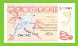 SURINAME 2 1/2 GULDEN 1985  P-119  UNC - Suriname