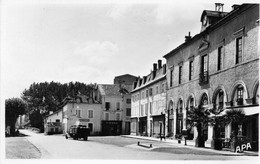 Saint Palais - Place De L ' Hôtel De Ville - Saint Palais