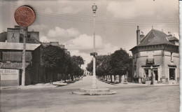 35 - Carte Postale Semi Moderne Dentelée De LA GUERCHE DE BRETAGNE   Avenue Du Général Leclerc - La Guerche-de-Bretagne