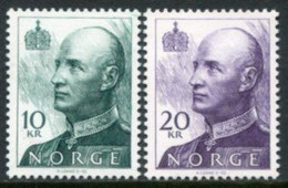 NORWAY 1993 Definitive: King Harald V 10 Kr. 20 Kr. On Ordinary Paper Perforated 13¼:13 MNH / **.   Michel 1131Ax-32Ax - Nuovi