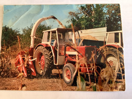 Carte Cpm Tracteur Ensileuse Semi Portée International 530 1 Bec Mais - Tractores