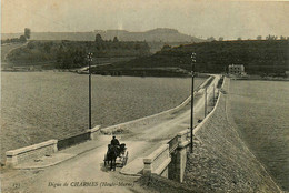 Charmes * Vue Sur La Digue * Route * Attelage - Autres & Non Classés