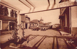 CPA - 17 - Maison Heureuse - Ile D'Oleron - Rentrée De Promenade - Edition Artistique BERGEVIN - Groupe D'enfants - Ile D'Oléron