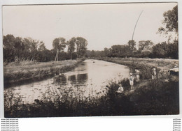 PHOTO CARTE VOUILLE L'AUXANCE BARQUES ENFANTS PECHEURS TBE - Vouille