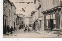 VIVONNE RUE DE LA POSTE - Vivonne