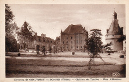 Delcampe - ENVIRONS DE CHAUVIGNY BONNES CHATEAU DE TOUFFOU COUR D'HONNEUR TBE - Chauvigny