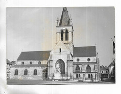 76 - PAVILLY - L' Eglise - Cliché Dussol   Pour  Ed. Lapie, Destiné à Produire Des Cartes Postales. - Pavilly